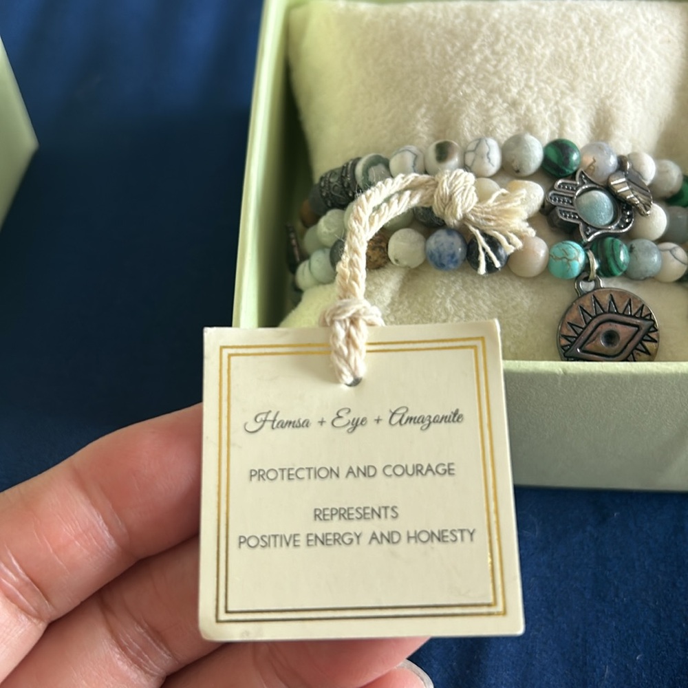 LUXE BRACELET COLLECTION • Arm Candy Bracelet • - Picture 9 of 10